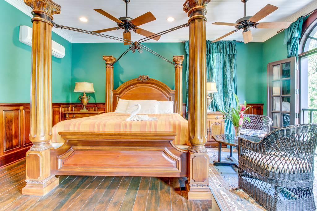 Colonial Suite @ Mahogany Hall San Ignacio Exterior foto